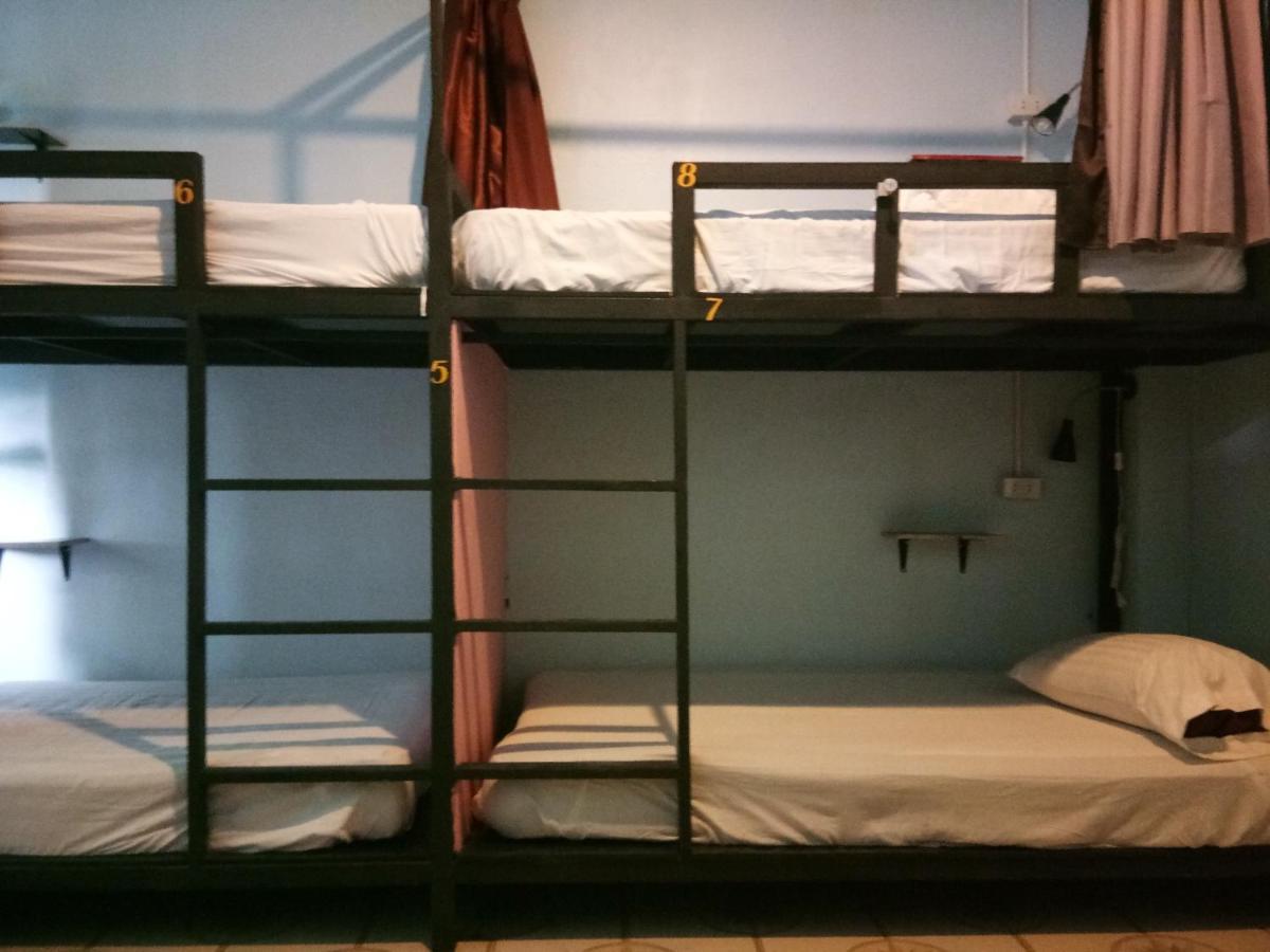 The 25 Hostel Hat Yai Luaran gambar