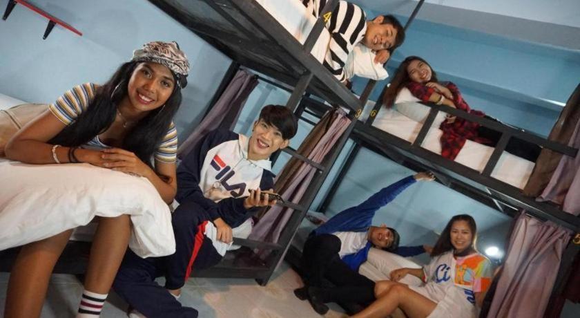 The 25 Hostel Hat Yai Luaran gambar