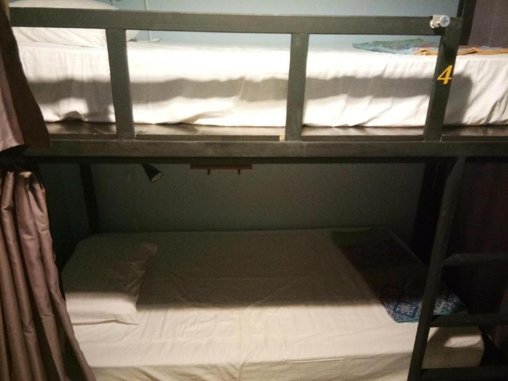 The 25 Hostel Hat Yai Luaran gambar