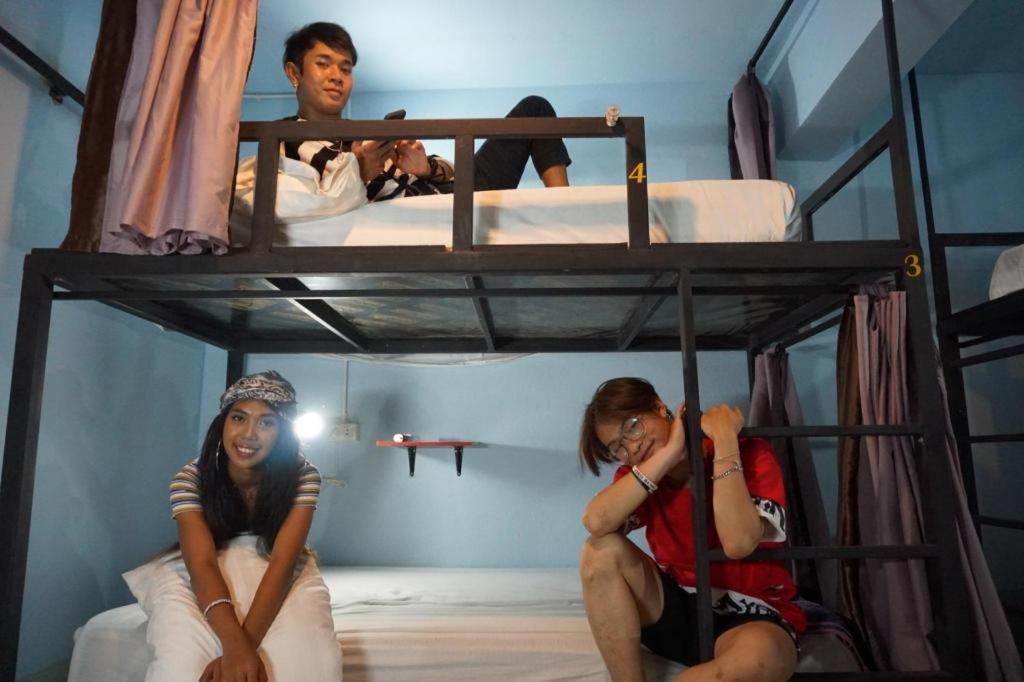 The 25 Hostel Hat Yai Luaran gambar